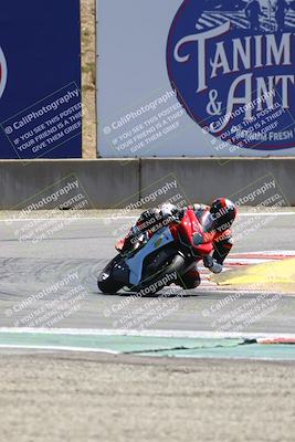 media/Aug-29-2025-TrackDaz (Fri) [[e7163b0dc3]]/A Group/12pm (Turn 11)/